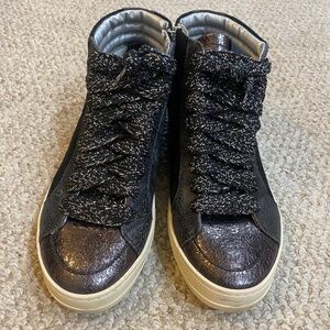 P448 women’s leather skate sneakers - EU size 39